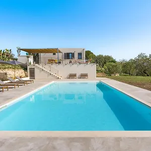  Villa Casa Tancredi