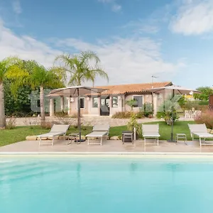  Villa Concita